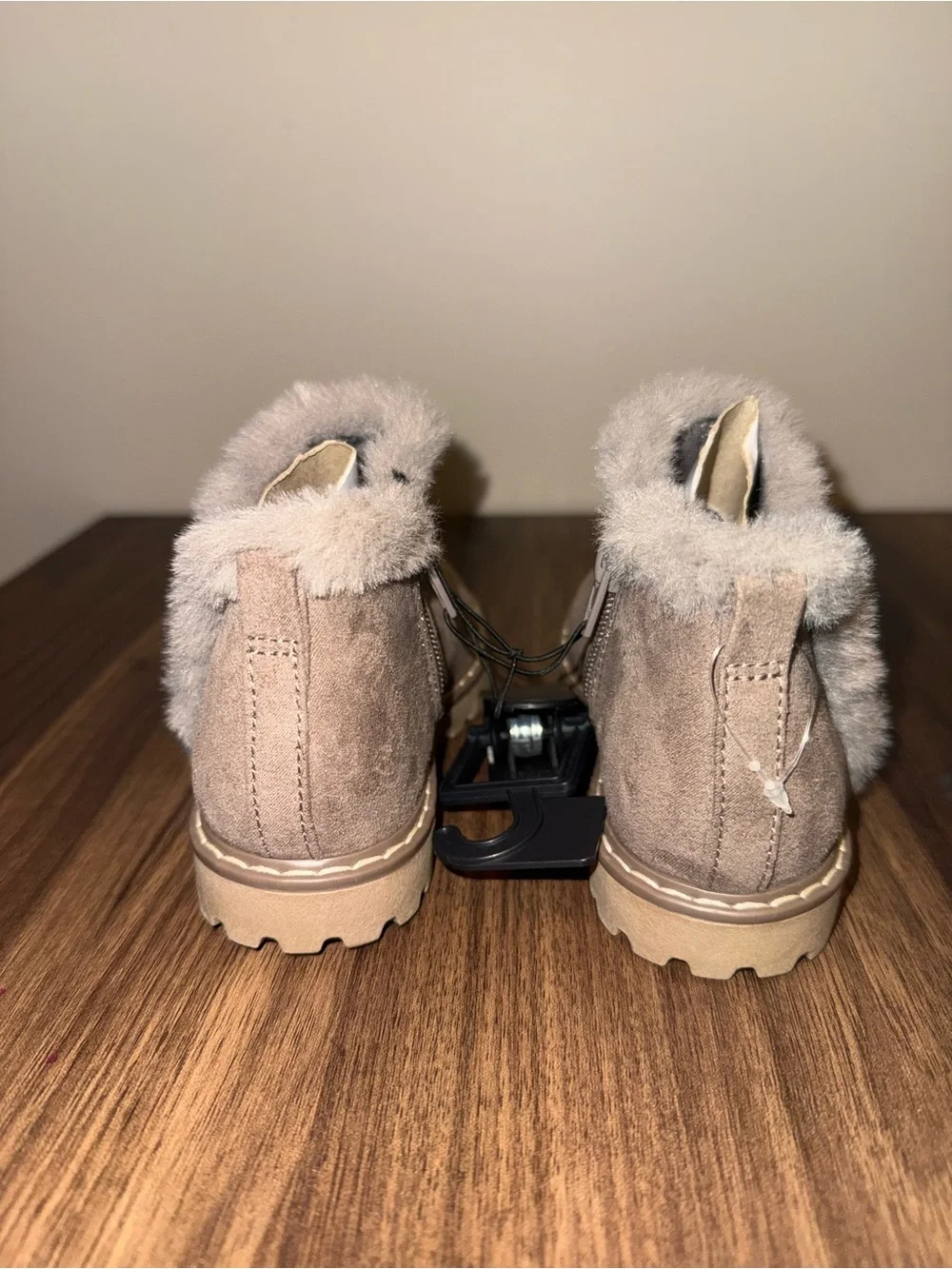 🆕NWOT Wonder Nation girls size 10 faux fur Boots
